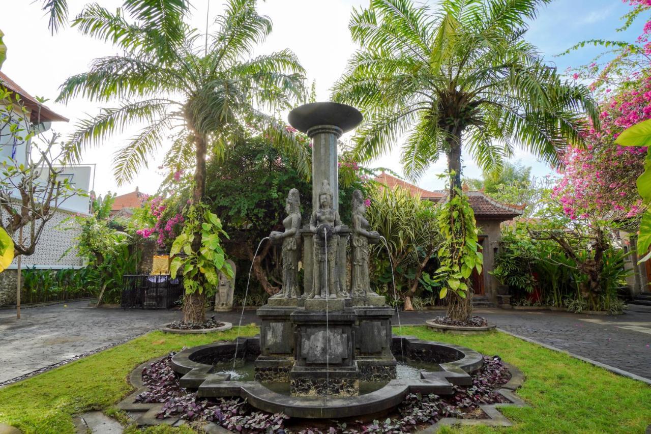 Giri Bhagawan Villas & Spa Nusa Dua  Exterior foto