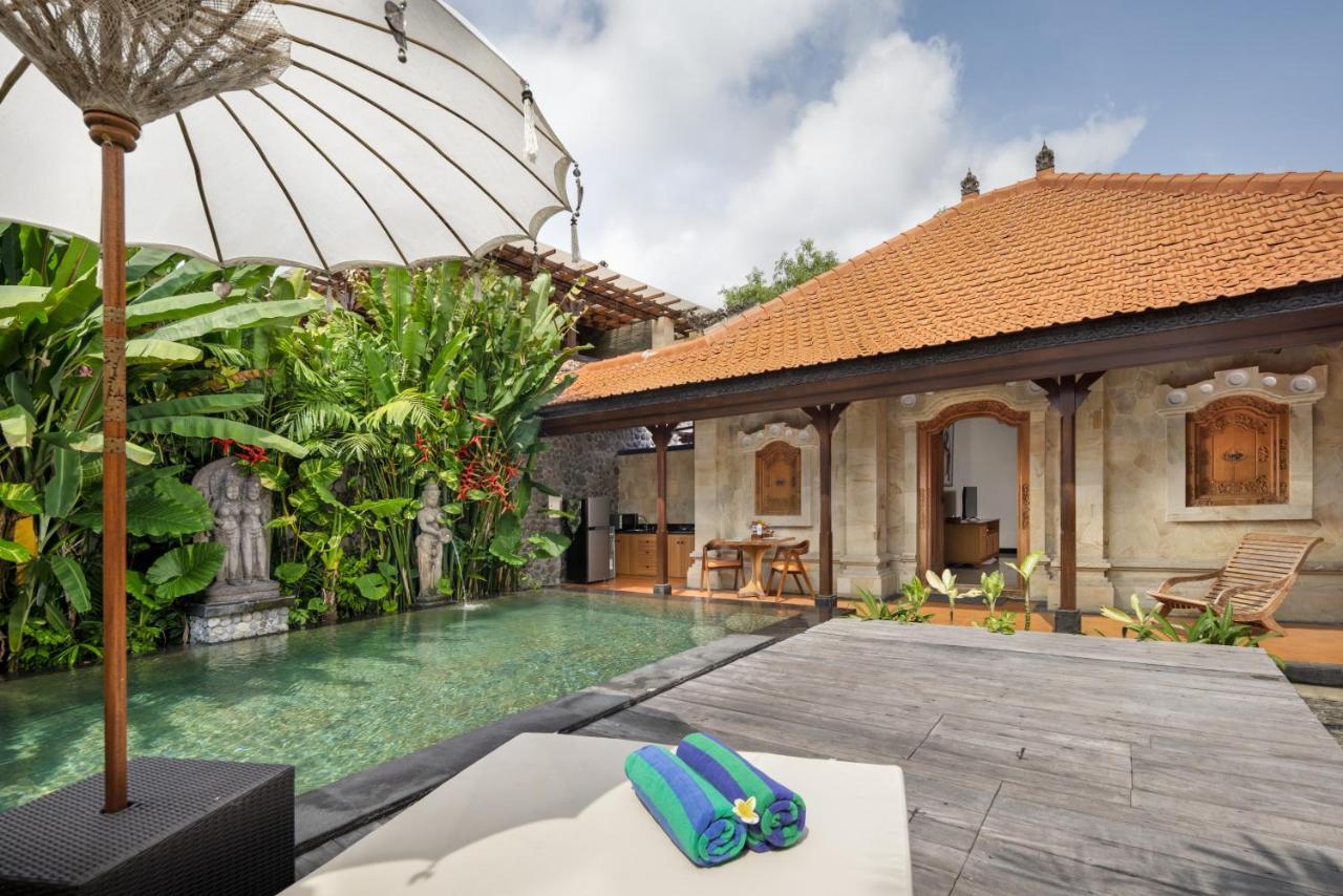 Giri Bhagawan Villas & Spa Nusa Dua  Exterior foto